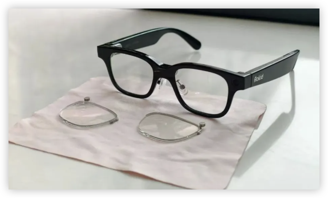 Rokid Glasses:全球首款消费级 AI+AR 眼镜量产,未来照进现实?